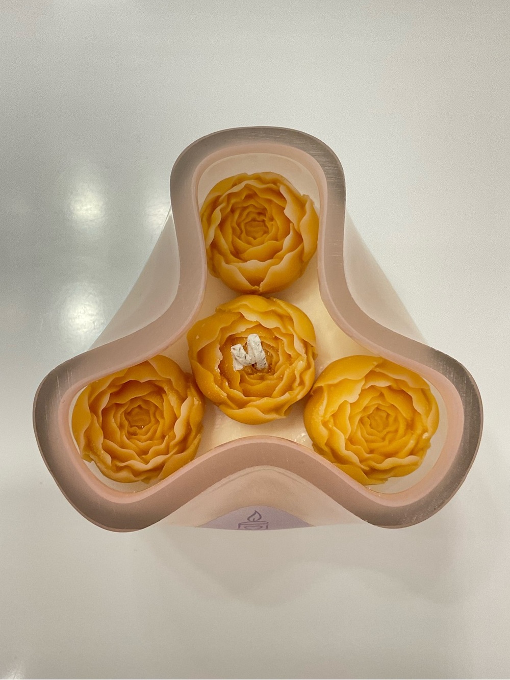 🕯️🍋🌸Handmade scented Candle in Glass Jar